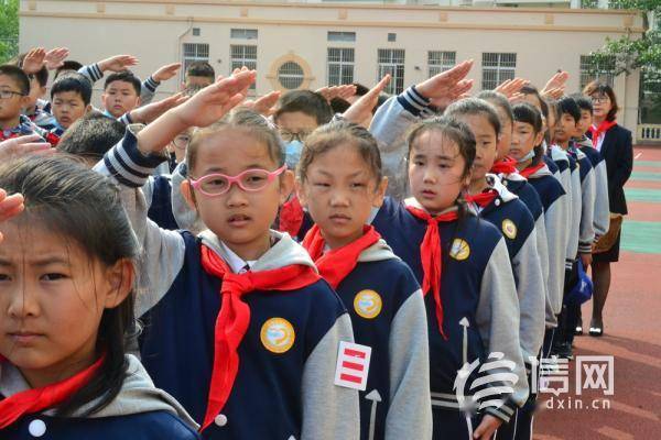 徐艺洋幼师之路，幼师资格证到手，开启教育新篇章